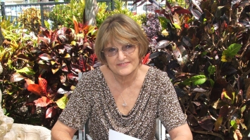 Elaine Ouston